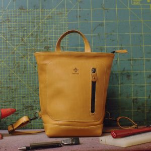 Mini minimal pezzo unico vacchetta color senape