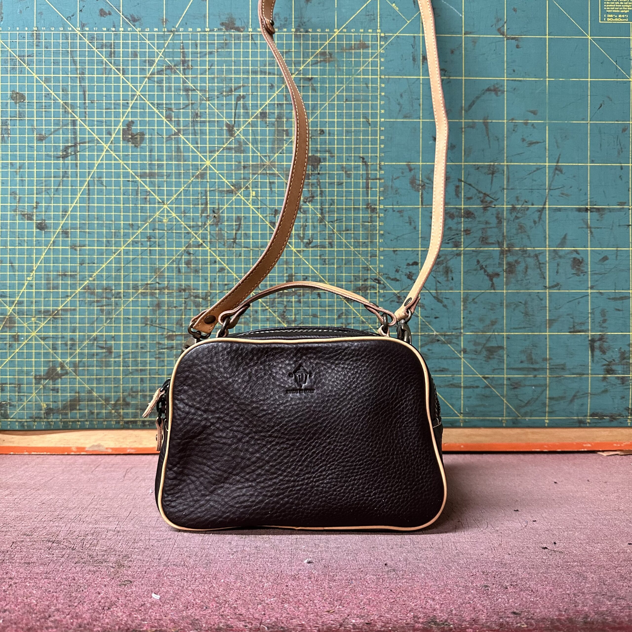 Tracollina portafoglione Bicolore vacchetta t.moro e naturale