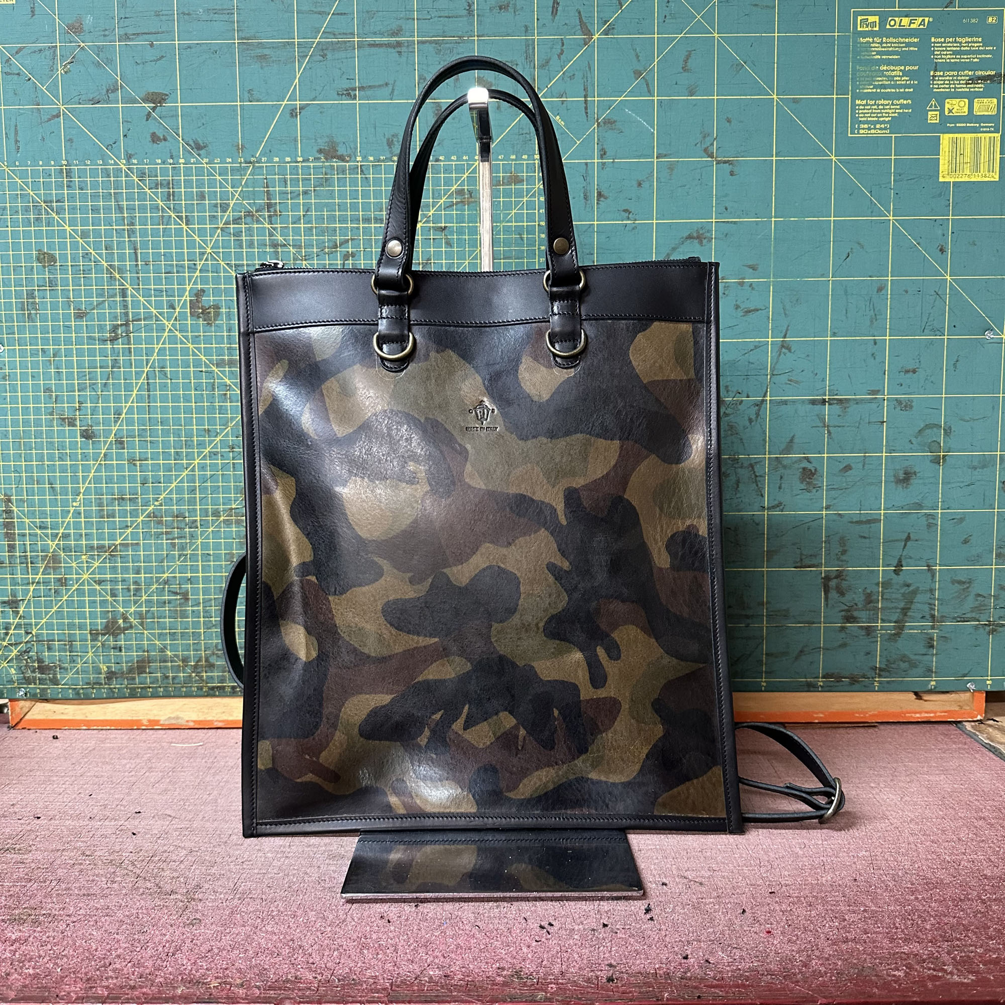 Tascona in vacchetta stampa Camouflage