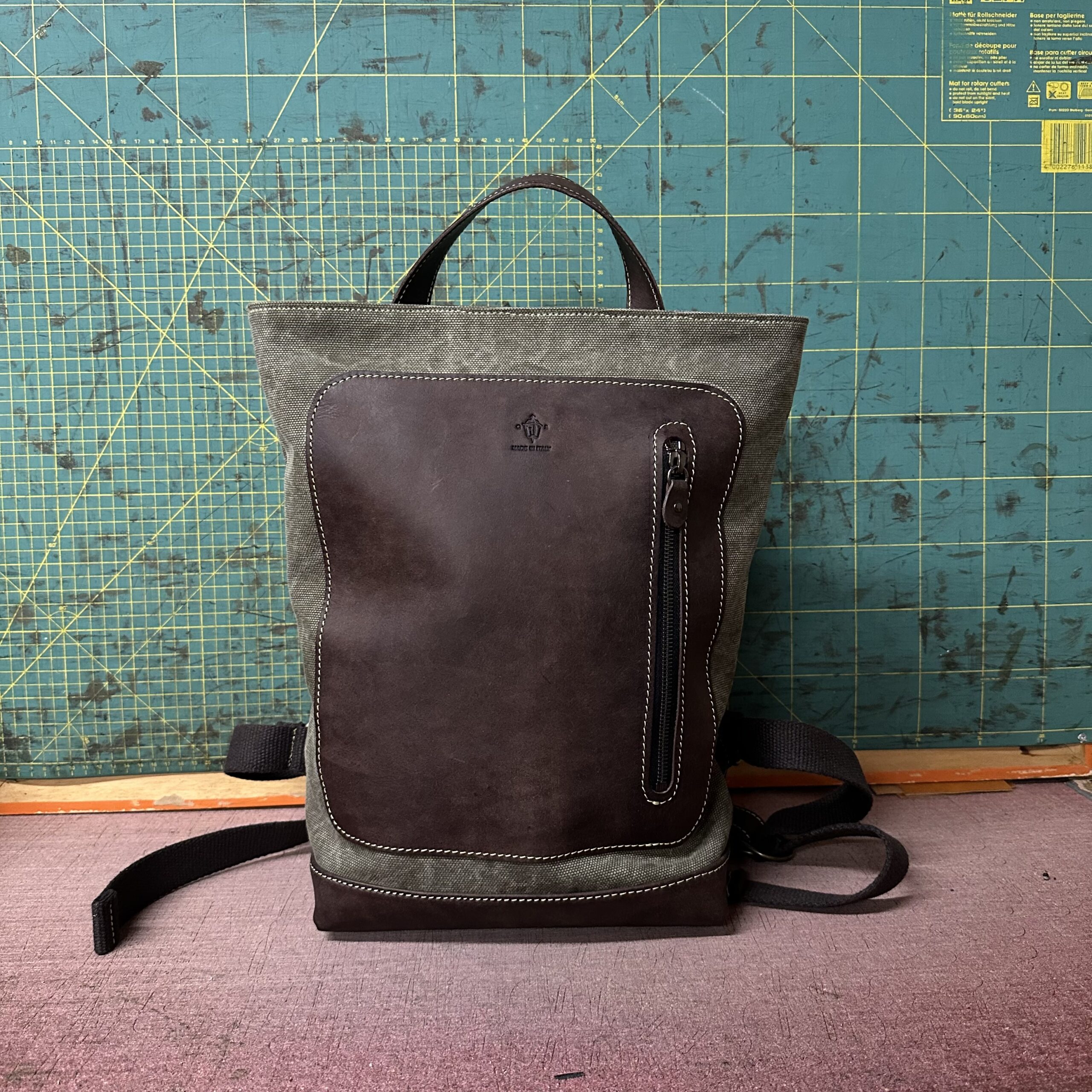 MINIMAL BACK SACK - Tela olona Verde Militare e T.moro Crust