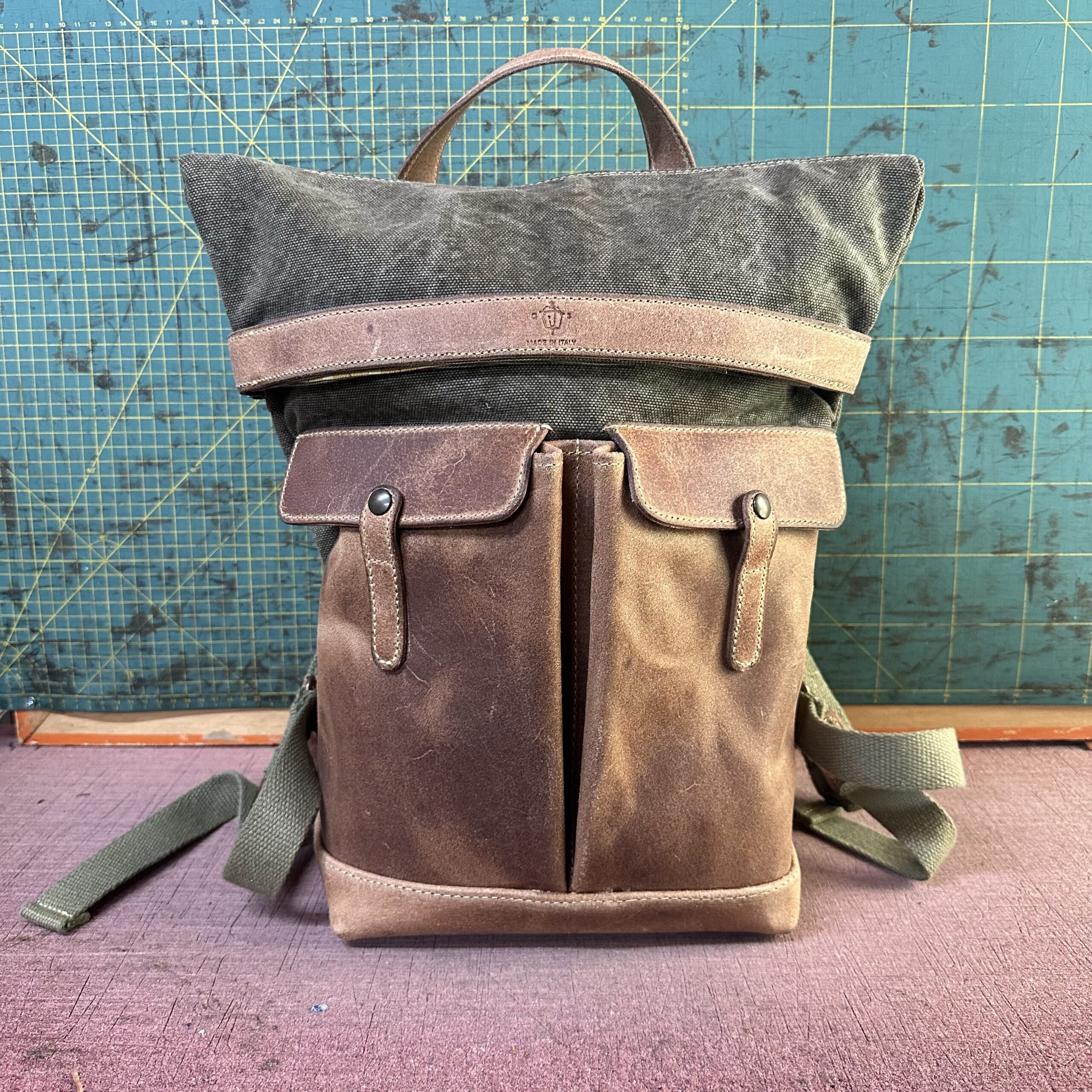 Lockdown 2.0 Tela Olona Verde militare e Crosta con cere effetto Pull-Up